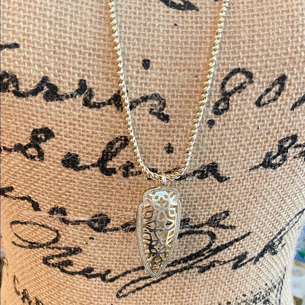 Kendra Scott Gold Arrowhead Necklace